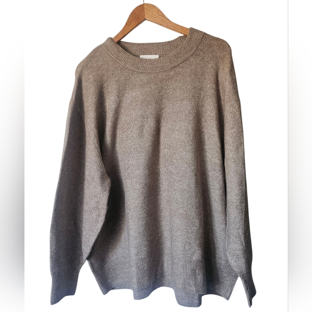 H&M Cozy Oversized Tan Minimalist Crew Neck Boho Bishop Sleeve Sweater, Sz  XL